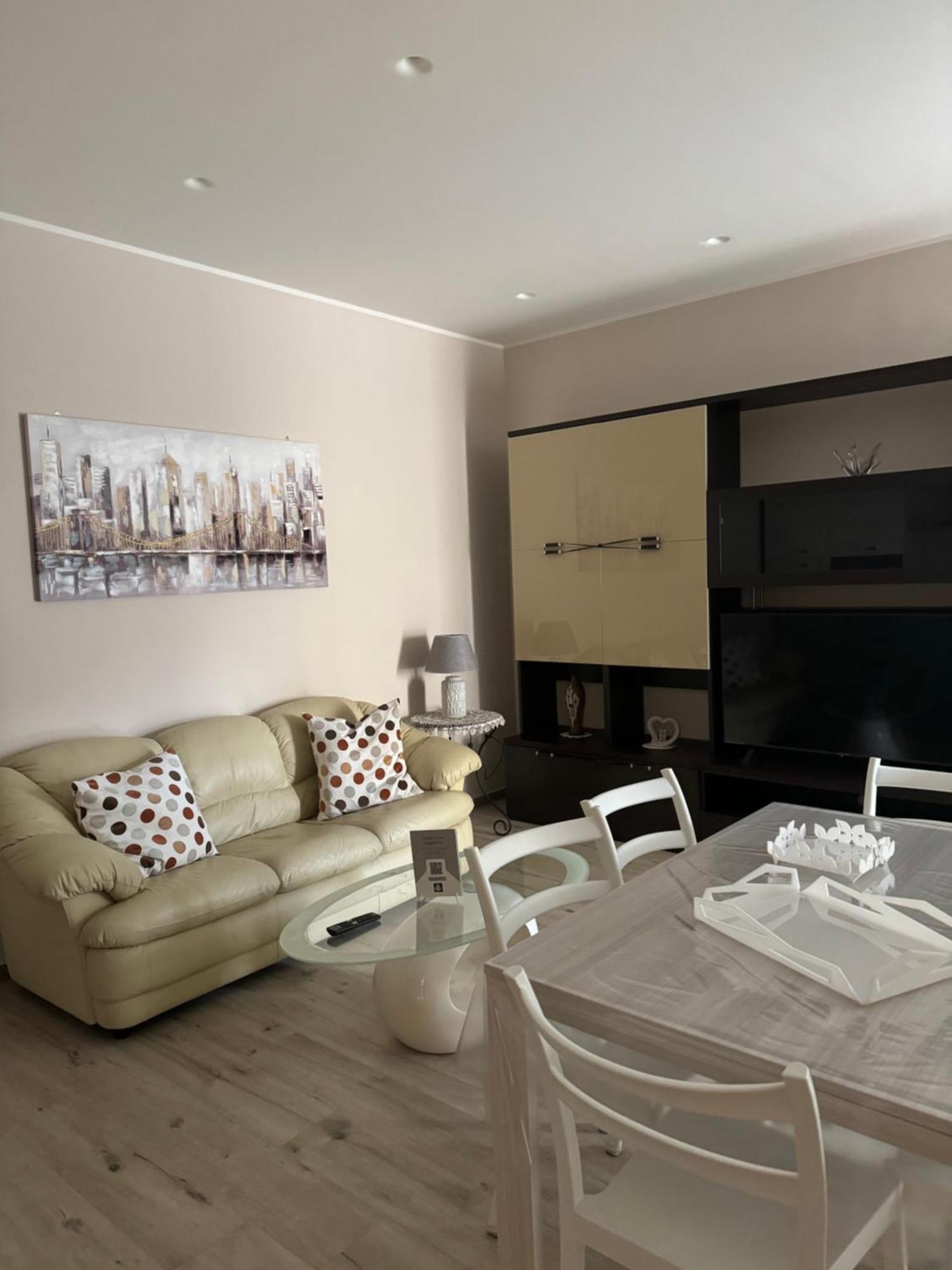 דירות קאסרטה Casa Erminia חדר תמונה
